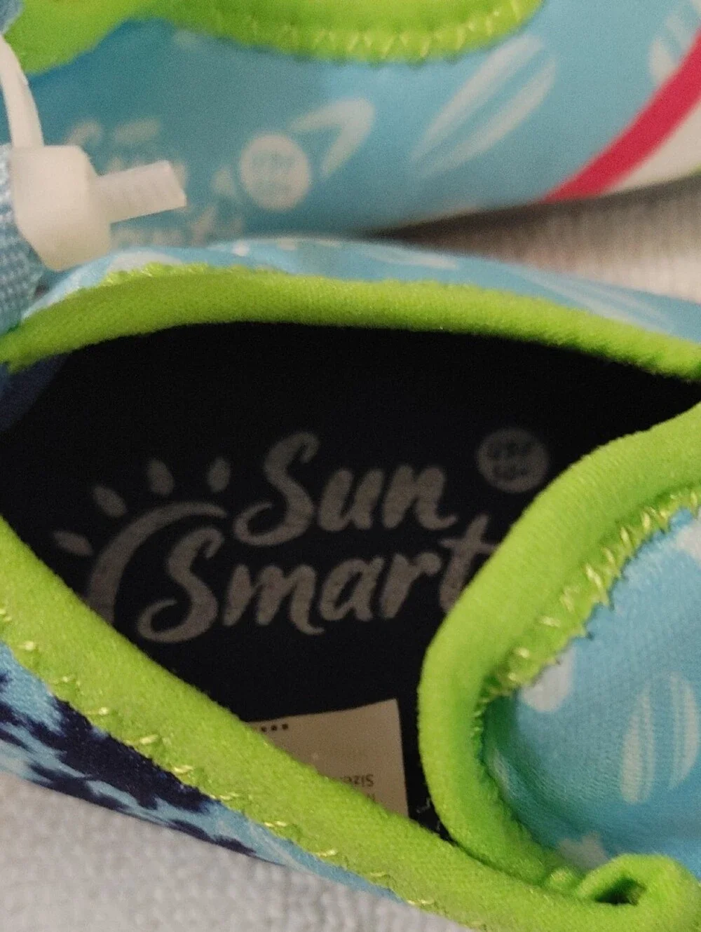 Agua Sun Smart Kids Blue Surf-Print Water Shoes